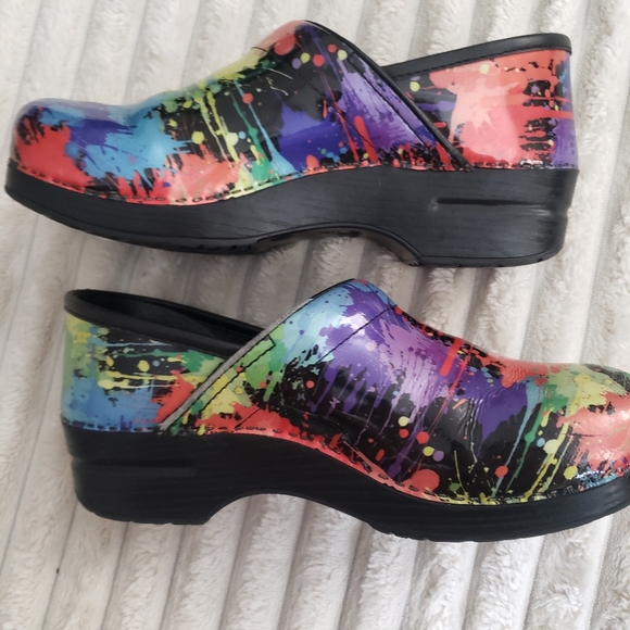 Dansko Women’s Multicolor Paint Splatter Clog Shoes Size 41/ 10-11s - Picture 2 of 12